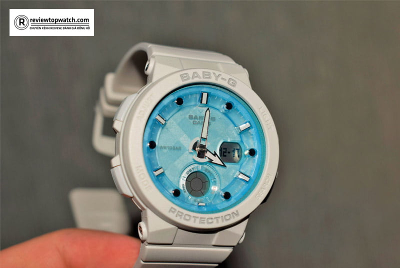 Đồng hồ Baby-G BGA-250-7A1 thiết kế cửa sổ số Digital