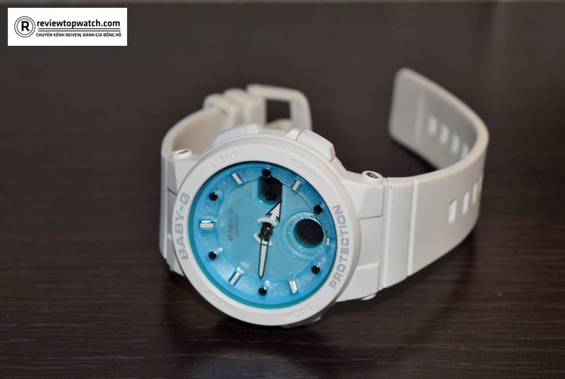 Đồng hồ Baby-G BGA-250-7A1 trang bị chất liệu polyurethane