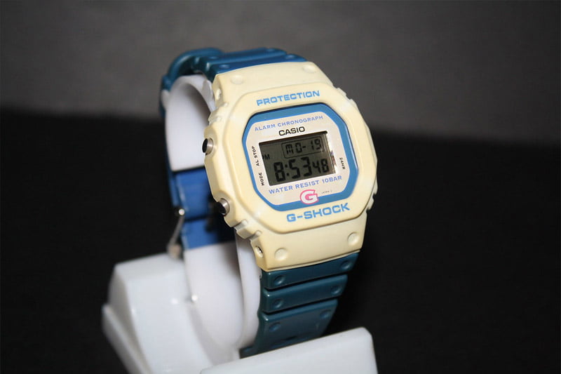 mẫu đồng hồ đầu tiên của Baby-G với tên gọi DW-520